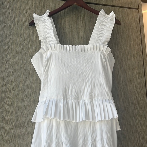 Oscar de la Renta Ivory Ruffled Maxi Dress - Picture 4 of 8